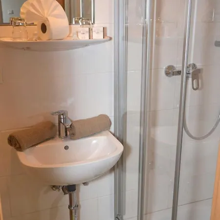 Neptuns Ankerplatz Hotel 3*